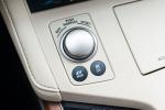 Lexus ES300h 2016 года
